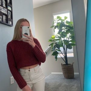 Maroon sweater